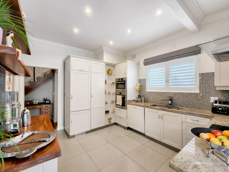 3 Bedroom Property for Sale in Bantry Bay Western Cape